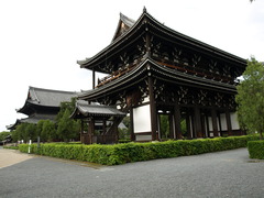 At the Tofukuji Temple