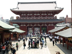 At the Akasuka Shrine (2)